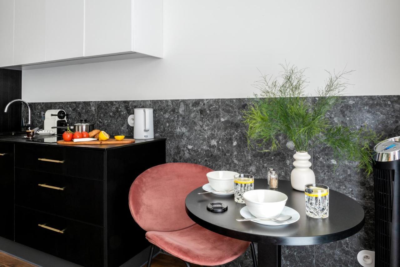 Apartamenty-wroc Ksiecia Witolda By The River