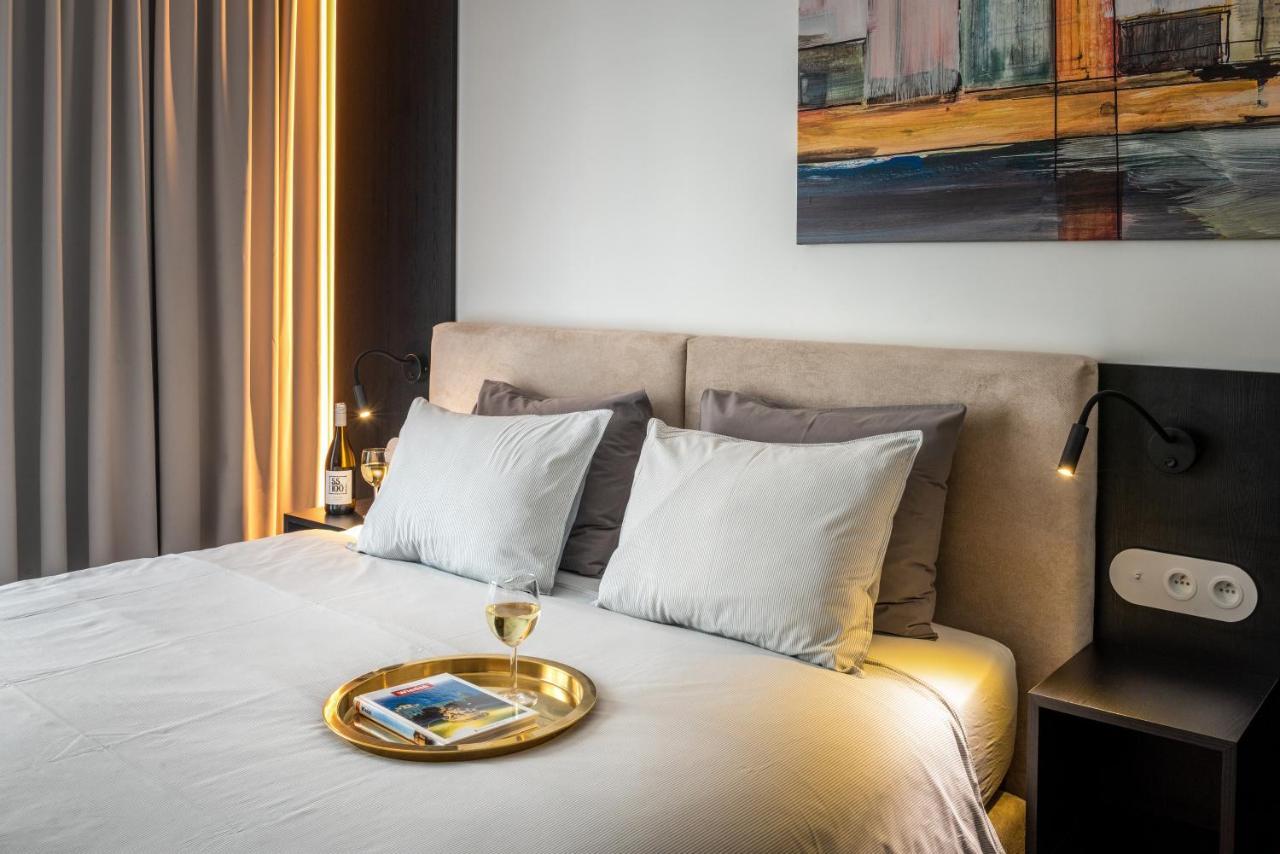 Apartment Apartamenty-wroc Ksiecia Witolda By The River