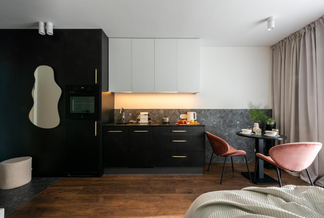 Apartamenty-wroc Ksiecia Witolda By The River *