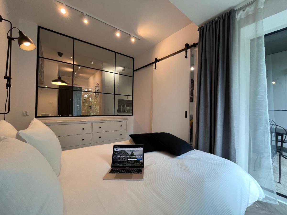 Apartamenty-wroc Ksiecia Witolda By The River *
