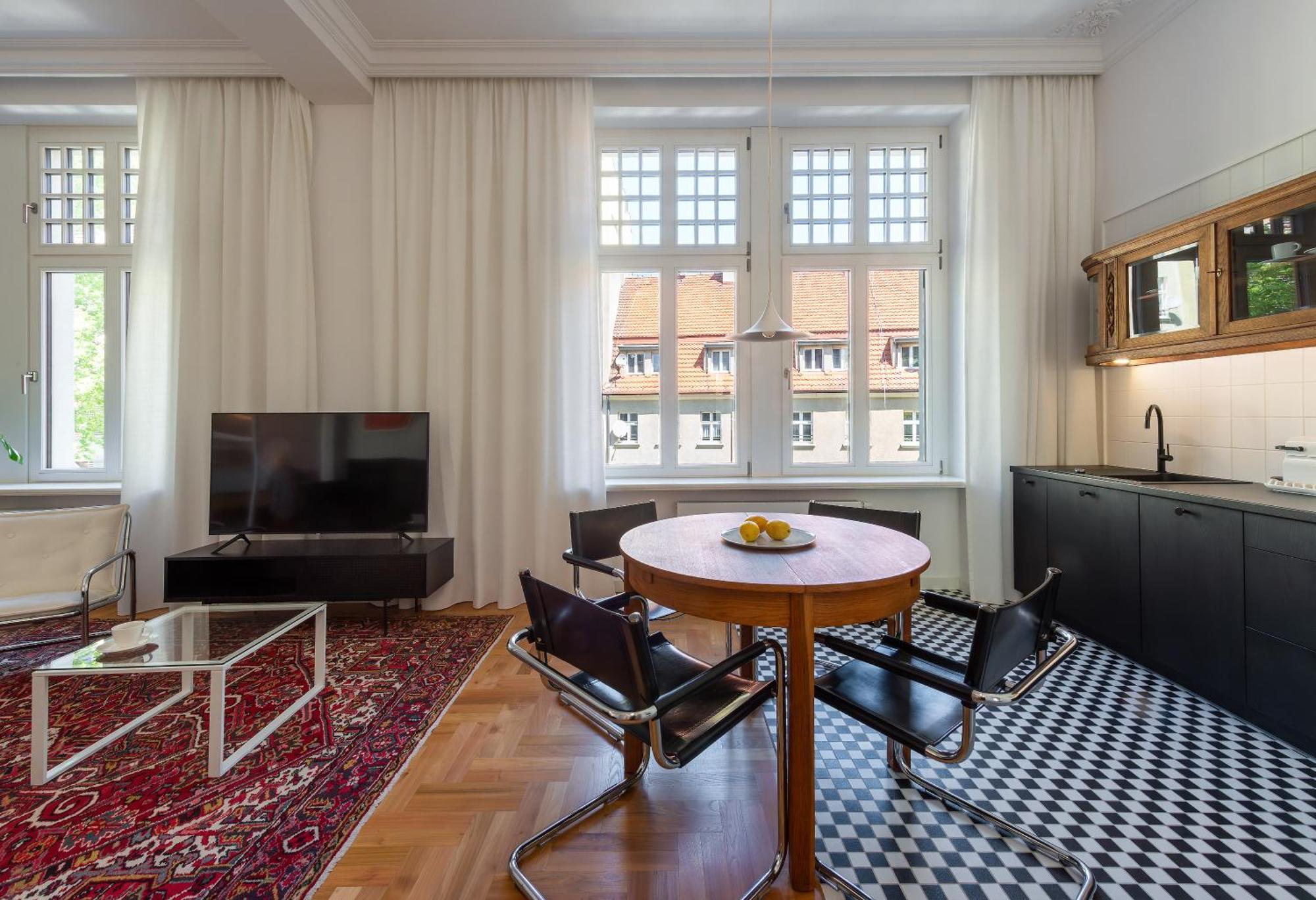 Apartamenty-wroc Ksiecia Witolda By The River Breslau